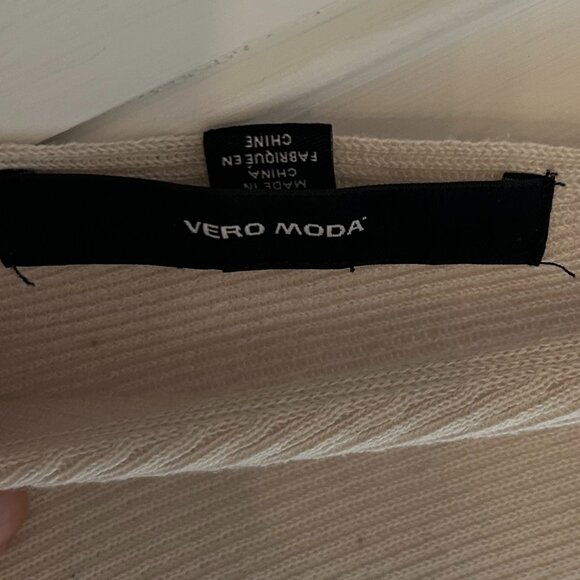 Form Fitting Sleeveless Dress off-white - Picture 2 of 3